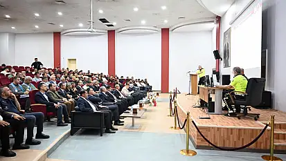 Vali Seddar Yavuz Betoncular ve Hafriyatçılarla İstişare Toplantısı Gerçekleştirildi