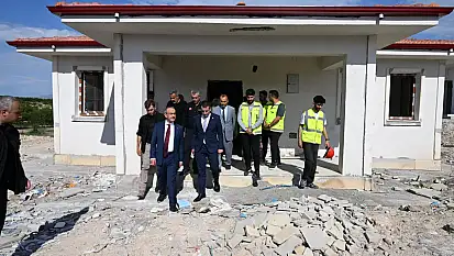 Vali Seddar Yavuz Yazıhan İlçesinde İncelemelerde Bulundu