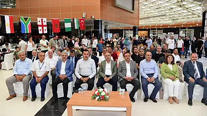486 Sporcunun Katılımıyla 8. Uluslararası Altın Kayısı Satranç Turnuvası Başladı