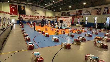 Amatör Spor Kulüplerine 10 Milyon TL Değerinde Spor Malzemesi Desteği