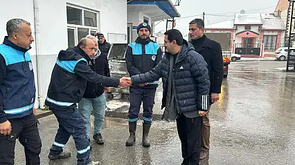 Başkan Taşkın Kar Mesaisinde Sahada