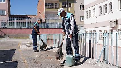 Battalgazi Belediyesi Okulları Yeni Eğitim Dönemine Hazırladı