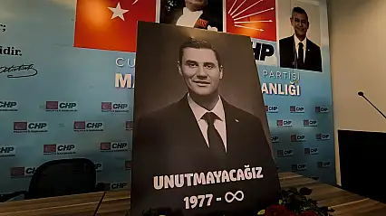 CHP Malatya Örgütü Ferdi Zeyrek İçin Anma Programı Düzenledi