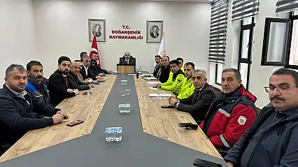 Doğanşehir Kış Tedbirleri Değerlendirme Toplantısı Gerçekleştirildi