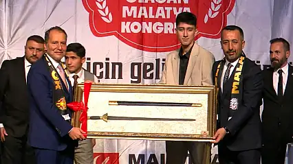 Erbakan'dan Malatya'da sert eleştiriler: 'Depremin yaraları sarılmadı, esnaf mağdur edildi'