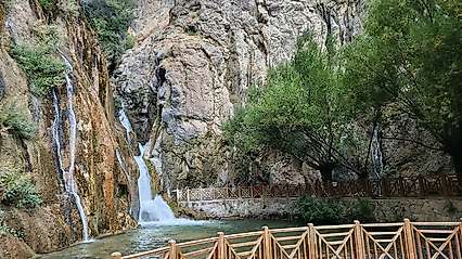 Günpınar Şelalesi'nde Sonbahar Hareketliliği