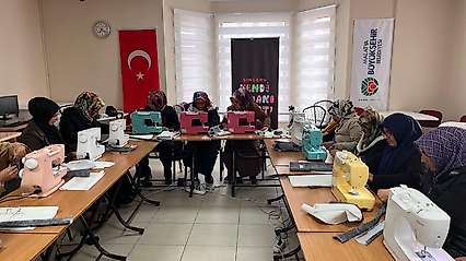 Malatya Büyükşehir Belediyesinden  Kadınlara Yönelik Dikiş Atölyesi