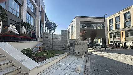Malatya Çarşısında Yeşil Alana Yapılan Muhtarlık Ofisi Vatandaş Tepkisiyle Yıkıldı