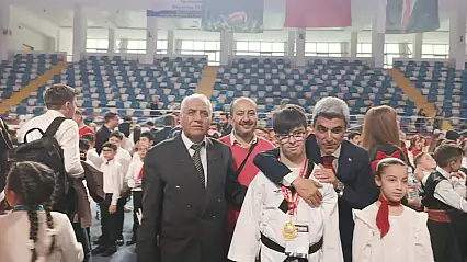 Malatya Yeşilyurt Abdulhamid Han Ortaokulu'ndan Önemli Başarı