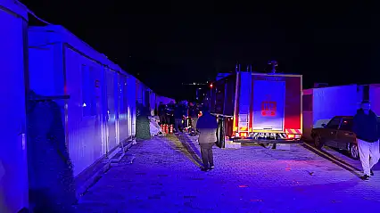 Malet Konteyner Kent'te Yangın Paniği