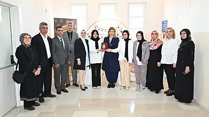 Milletvekili Ölmeztoprak TOBB Malatya Hafız İmam Hatip Ortaokulu'nu Ziyaret Etti