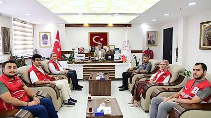 Türk Kızılay'dan Malatya'daki Okullara 75 Dizüstü Bilgisayar Desteği