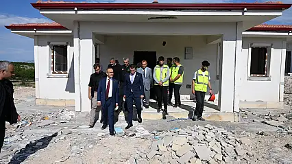 Vali Seddar Yavuz Yazıhan İlçesinde İncelemelerde Bulundu
