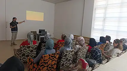 Vefa Konağı'ndaki Kadınlara Madde Bağımlılığı Anlatıldı