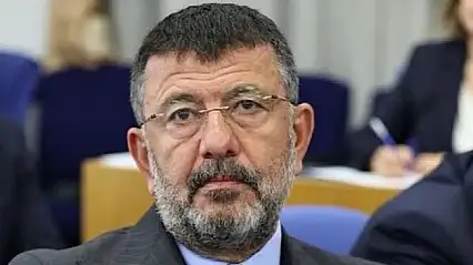 Veli Ağbaba'dan Çiftçilere Faizsiz Erteleme Çağrısı: 'Aksi Takdirde Binlerce Üretici İcralık Olacak'