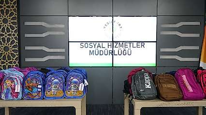 Yeşilyurt Belediyesi'nden İhtiyaç Sahibi Öğrencilere Kırtasiye Desteği