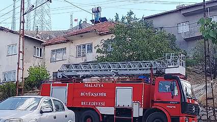 Emekli Öğretmen Evinde Ölü Bulundu