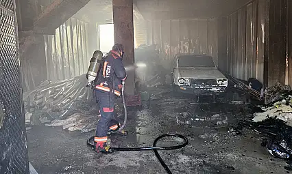Akçadağ İlçesinde Depo Yangını