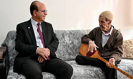 Başkan Geçit'ten Halk Ozanı Abuzer Aşkınses'e Vefa Ziyareti
