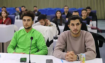 Battalgazi Belediyesi, Spor Bilimleri Fakültesi Öğrencileriyle Gençlik Projelerini Masaya Yatırdı