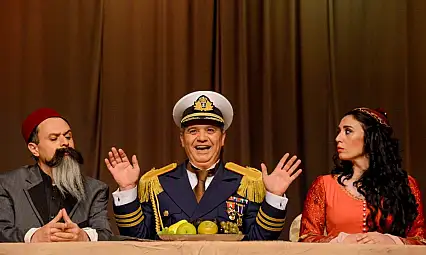 'Bu Da Geçer Ya Hu' Malatya'da Sahnelendi