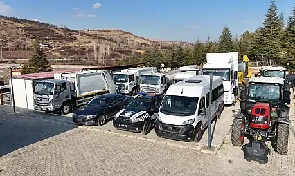 Doğanşehir Belediyesi Araç Filosunu 14 Yeni Hizmet Aracıyla Güçlendirdi