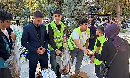 Kernek Meydanı'nda Ülkücü Şehitler Tahir Özyazgan ve Ahmet Pektaş Anıldı