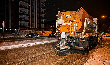 Malatya Büyükşehir Belediyesi Karla Mücadelede 7/24 Sahada