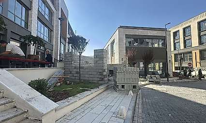 Malatya Çarşısında Yeşil Alana Yapılan Muhtarlık Ofisi Vatandaş Tepkisiyle Yıkıldı