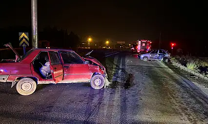 Malatya–Sivas Karayolu'nda İki Araç Çarpıştı: 4 Yaralı