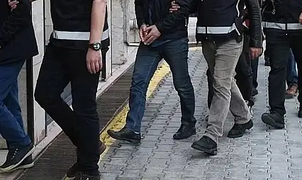 O İllere FETÖ operasyonu: 40 şüpheli yakalandı