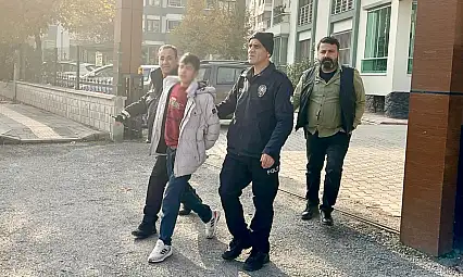 Sivas'ta Çalınan Araç Malatya'da Yakalandı: İki Şüpheli Kovalamaca Sonrası Gözaltında