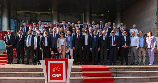 CHP'li 81 İl Başkanı'ndan ortak mesaj: 'Kayyum da deseler, butlan da deseler tanımayacağız'