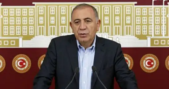 Gürsel Tekin'den Özgür Özel'e sert çıkış: 'Hakkımı haram ediyorum, beni kürsüde yuhalattınız'
