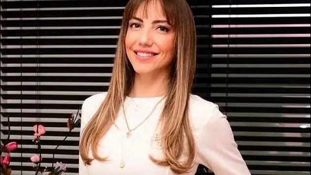 1 dakikada ameliyatsız burun inceltme yöntemi !