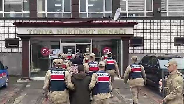 12 ilde organize suç örgütlerine operasyon: 49 kişi tutuklandı
