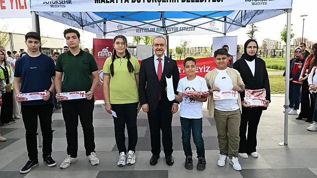 15 Mayıs Aile Günü Kortej Yürüyüşü ve Festival Düzenlendi