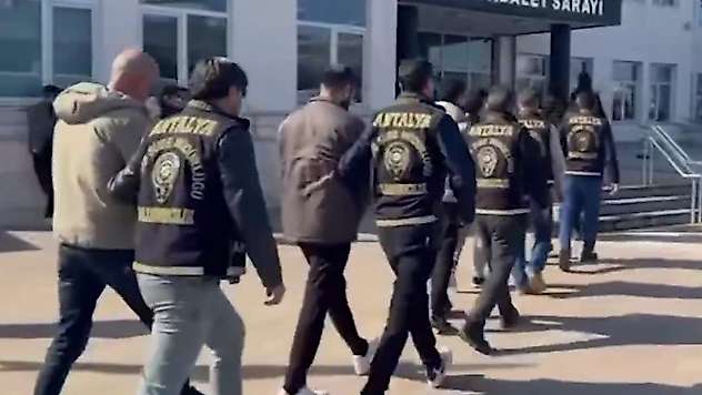 17 ilde dolandırıcılık operasyonu: 180 şüpheli yakalandı