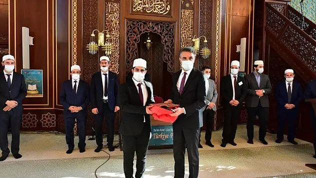 '17'inci Kur'an-ı Kerim-i Güzel Okuma' Yarışması Finali İlimizde Yapıldı