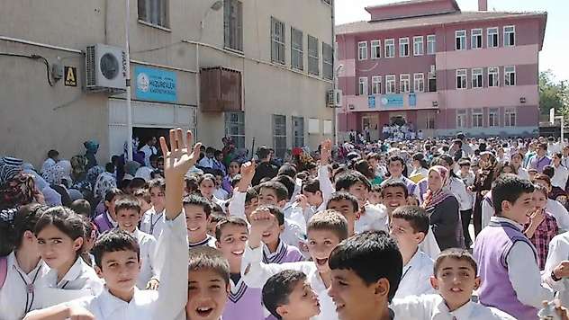18 milyon öğrenci için ilk ara tatil başladı