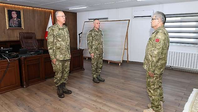 2'nci Ordu Komutanlığı'nda Devir Teslim Töreni