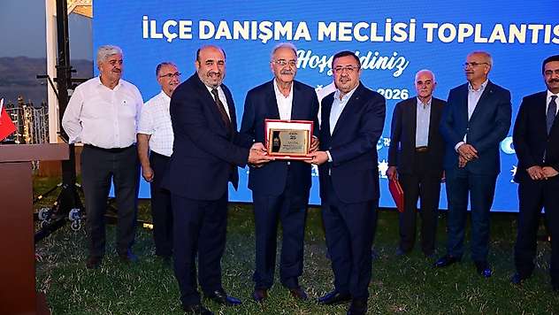 25 Yıllık Vefa Buluşması: AK Parti Battalgazi Teşkilatı Bir Araya Geldi