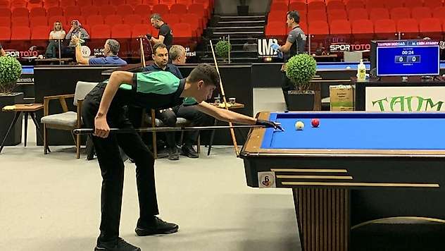 3 Bant Türkiye Bilardo Şampiyonası C kategorisinde Türkiye Şampiyonu oldu