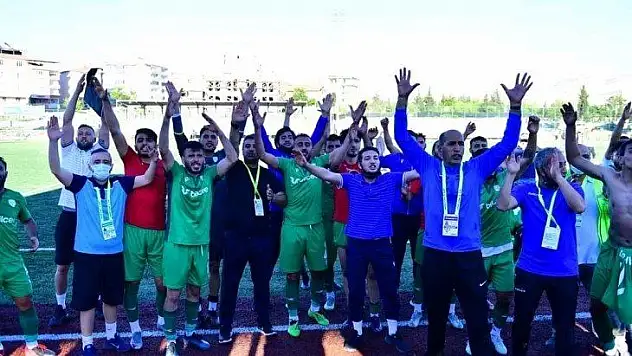 3. Lig Play-Off: Malatya Yeşilyurt Belediyespor: 1 Ofspor: 0