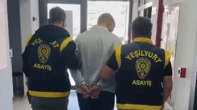 38 Yıl Hapis Cezasıyla Aranan Firari, Sahte Kimlik Oyunu Bozulunca Yakalandı