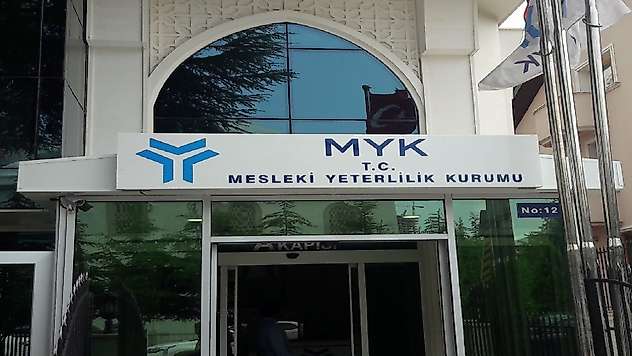 40 meslek için Mesleki Yeterlilik Belgesi zorunluluğu getirildi