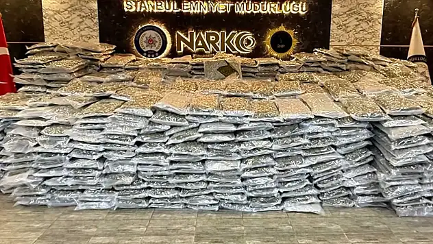 880 kilo uyuşturucu madde ele geçirildi