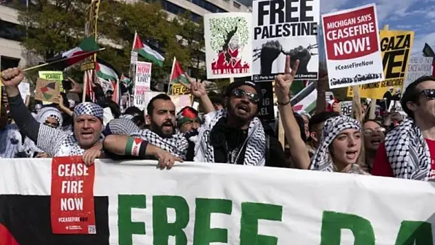 ABD'de İsrail'e Destek Çöküşte: Halkın Yarısı Yardıma Karşı