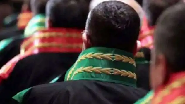 Adalet Bakanlığı 1000 hakim ve savcı yardımcısı alımı için sınav ilanı yayımlandı