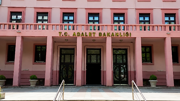 Adalet Bakanlığı'ndan Mağdurlara Psikososyal Destek ve Koruyucu Uygulamalar